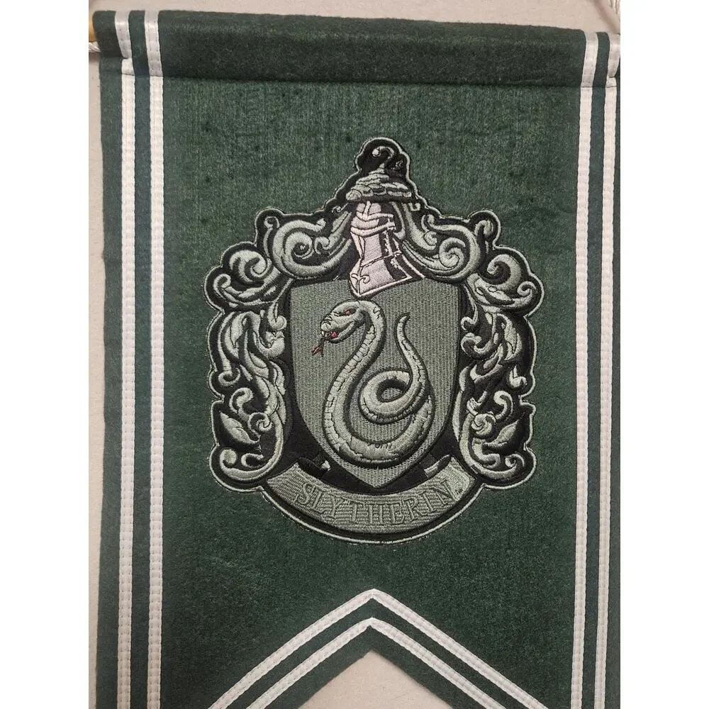 The Wizarding World Of Harry Potter Green Slytherin Crest Banner Universal 18x12